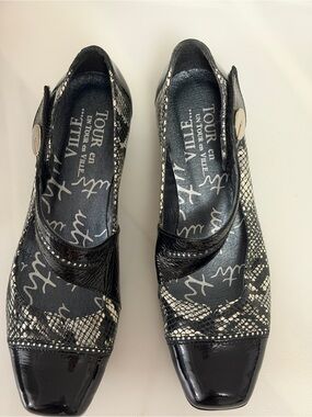 Tour en Ville France Snake Print Mary Jane Comfort Flats EU 36 Black White